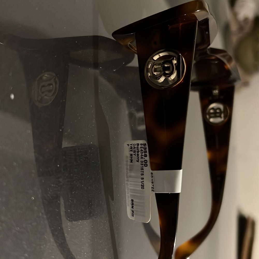 New - Picture 5 of 5